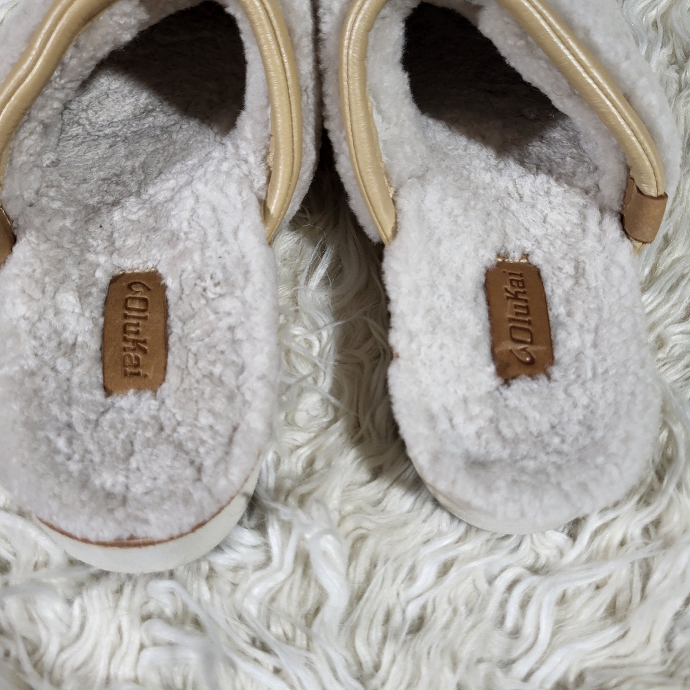OLUKAI Pupu Mua Slippers Size 9 - Picture 7 of 9